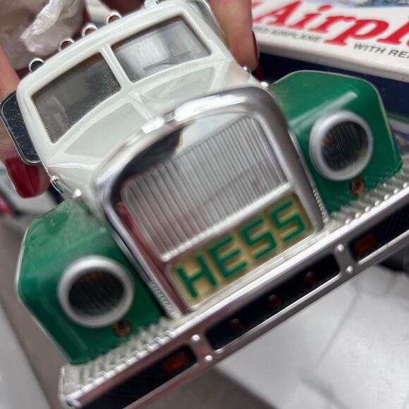 Hess 2002 Toy Truck and Airplane Christmas Collectible Toy - Picture 8 of 10